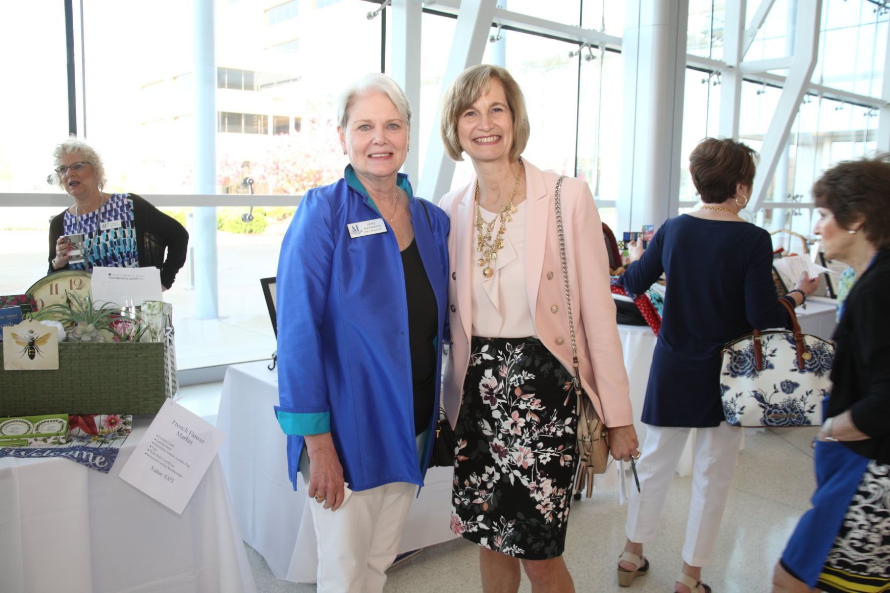Jane Harbron, Heidi Sowatsky